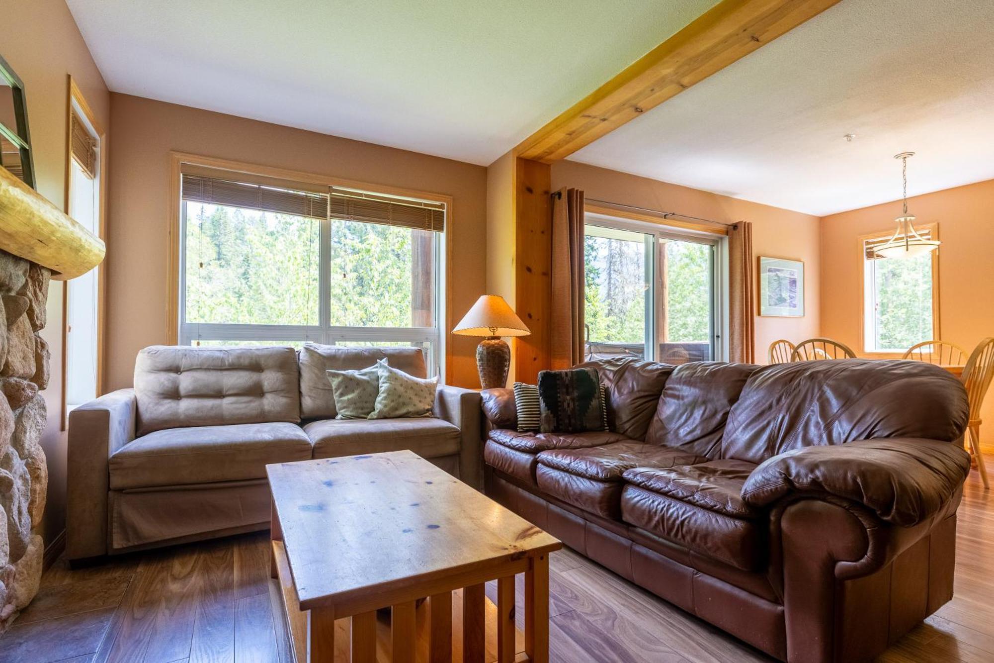 Stone Creek Chalets By Fernie Central Reservations Екстериор снимка
