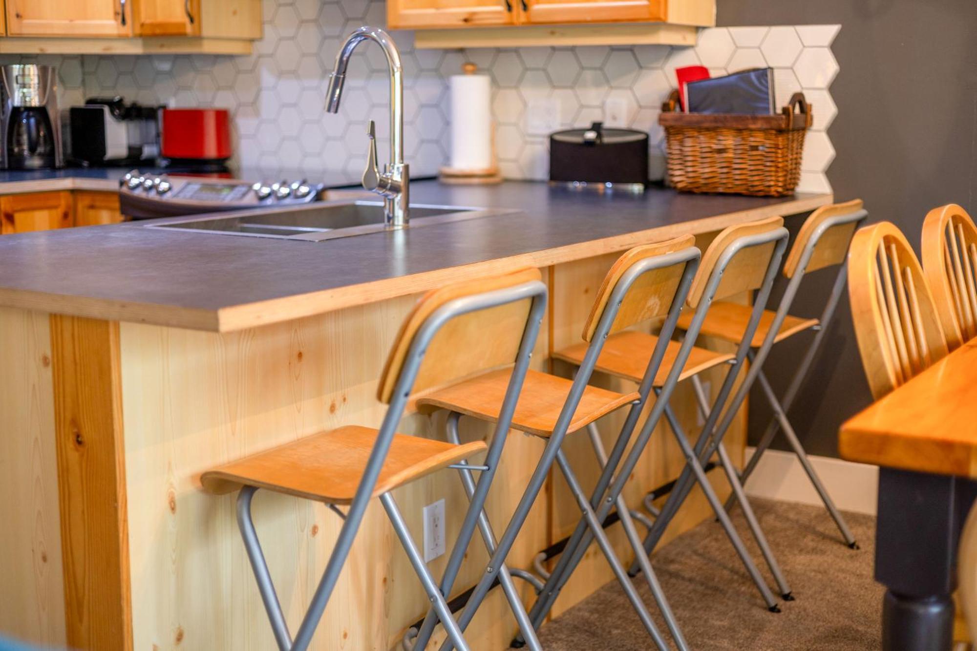 Stone Creek Chalets By Fernie Central Reservations Екстериор снимка