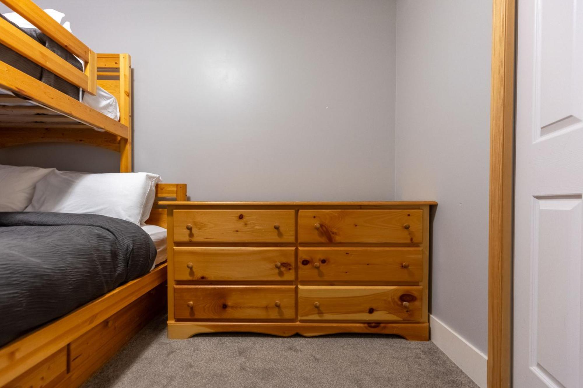 Stone Creek Chalets By Fernie Central Reservations Екстериор снимка